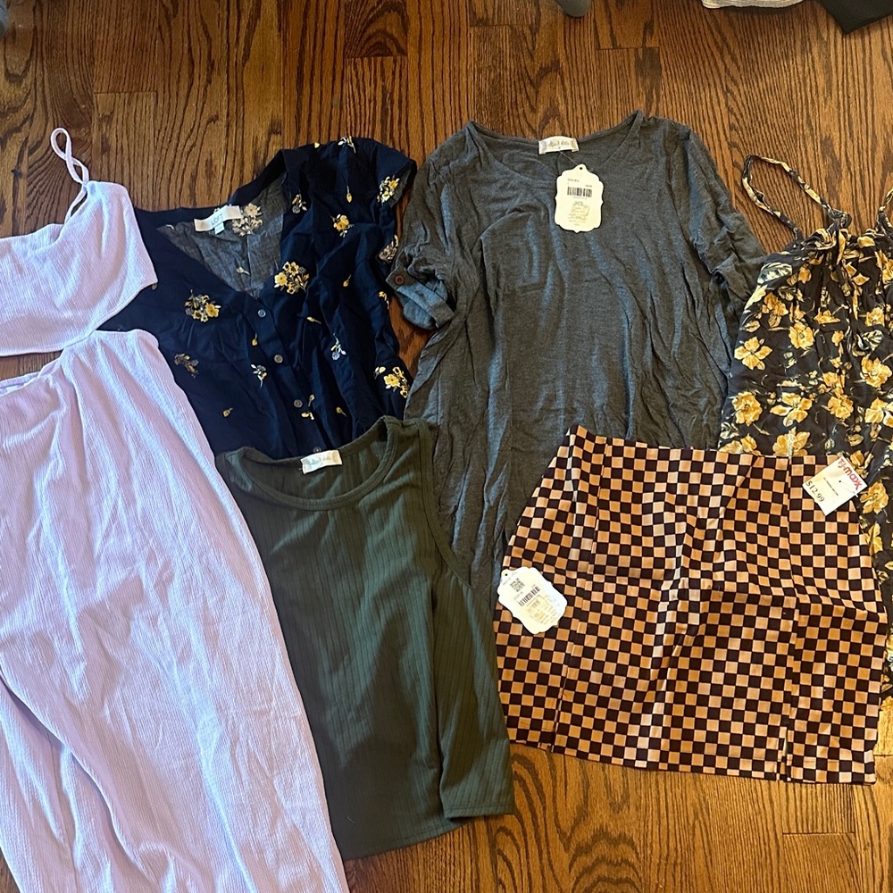 Clothing bundle mostly size small. Some NWT. See description for details & sizes